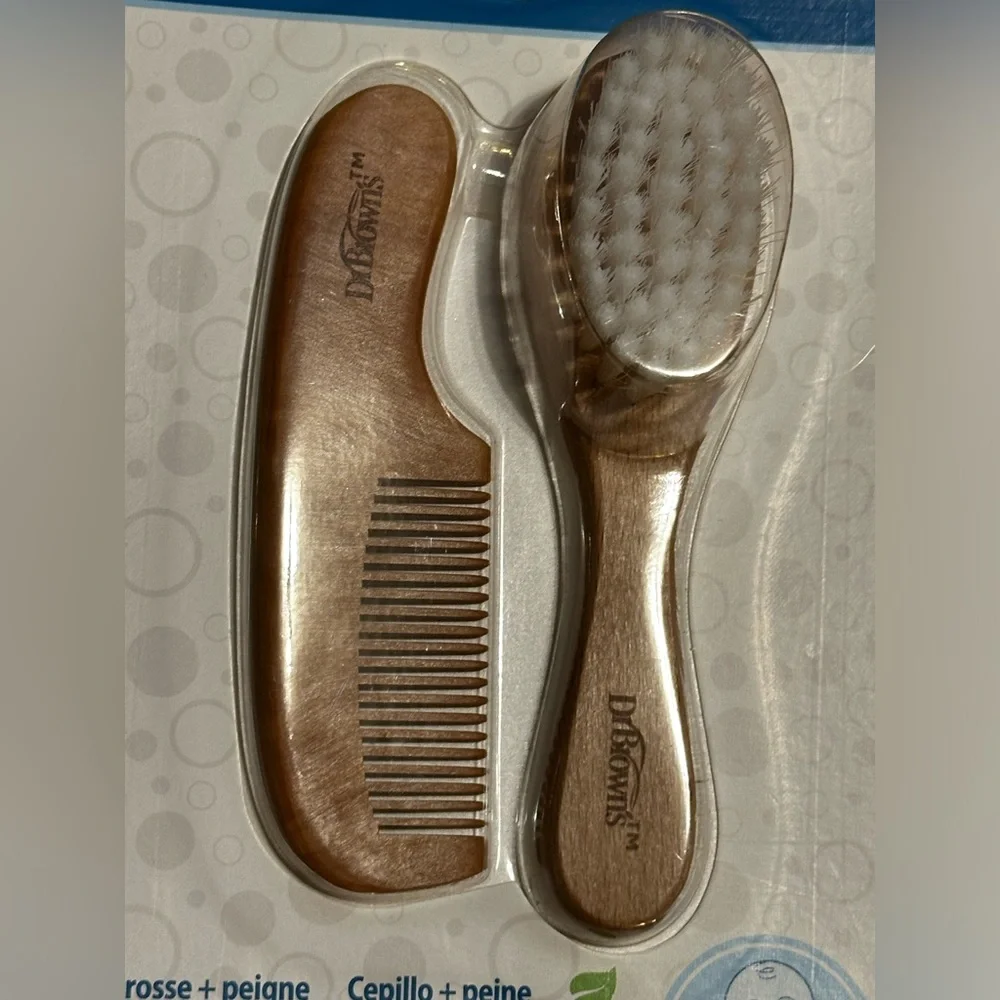 Dr. Brown’s Soft & Safe Baby brush + Comb Set